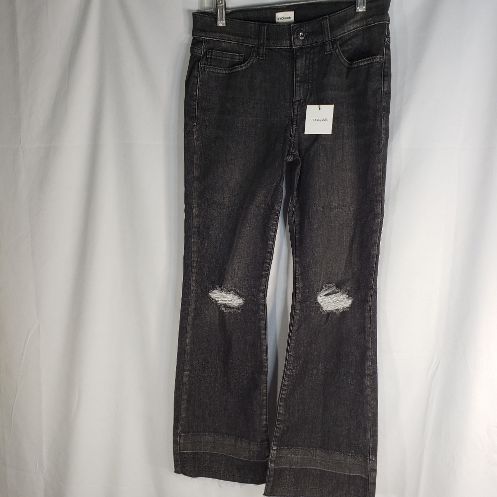 Sneak Peek NWT Black Distressed Raw Hem 5 Pocket Bootcut Mid-Rise Jeans Size 5